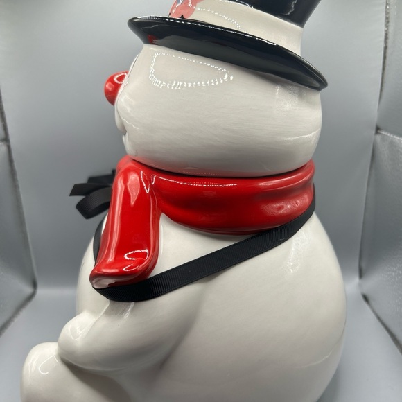 Rae Dunn FROSTY THE SNOWMAN 11” Christmas Canister Cookie Jar BRAND NEW - Picture 2 of 5